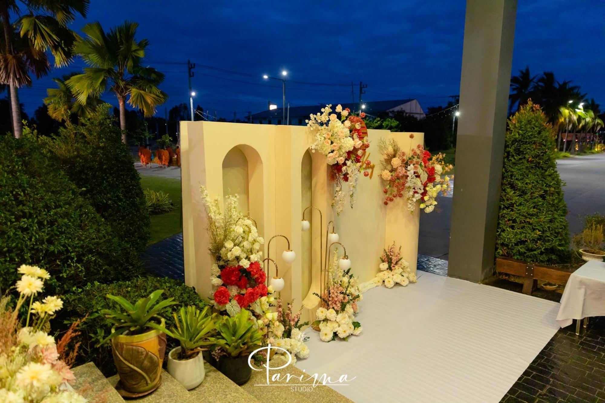 Eireann Boutique Hotel Prakhon Chai Exterior photo